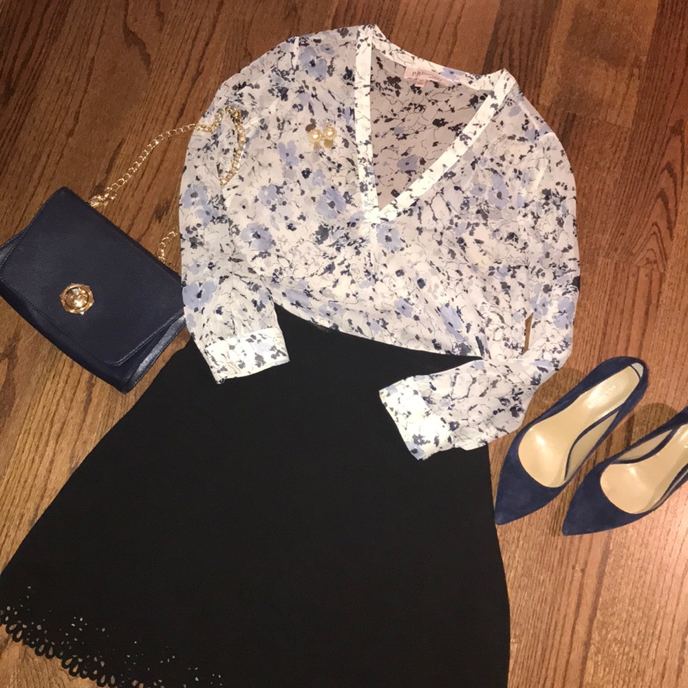 Philosophy Sheer White and Blue Floral V-Neck Blouse